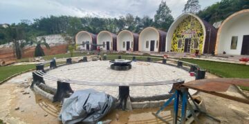 Nikmati Sensasi Malam Tahun Baru di Taman Wisata Emastri Garden & Resort di Desa Batuah!!