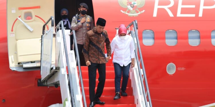 Jokowi Kunjungan Kerja di Kaltim, Tinjau Pembangunan Tol IKN