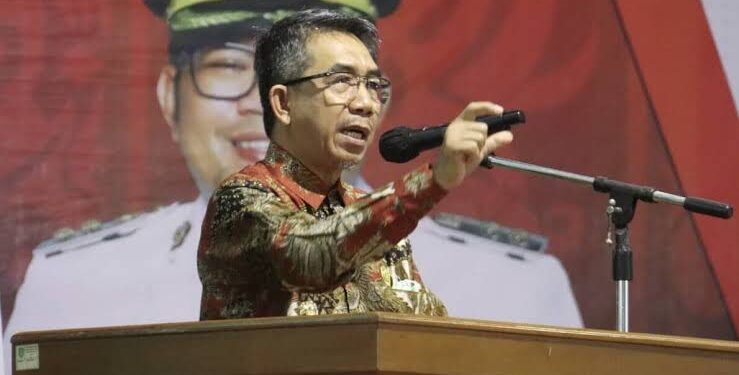 Bupati Kutim Lanjutkan Program Hibah Air Bersih Perkotaan di Muara Wahau dan di Kongbeng