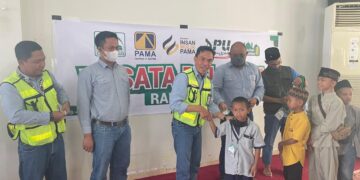 PT PAMA Site KPC Bahagiakan Anak Yatim Dengan Program Wisata Belanja Ramadhan