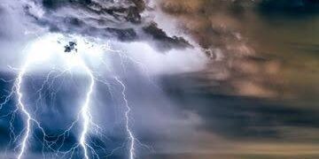 BMKG Prakirakan Empat Kabupaten di Kaltim Potensi Hujan Petir 