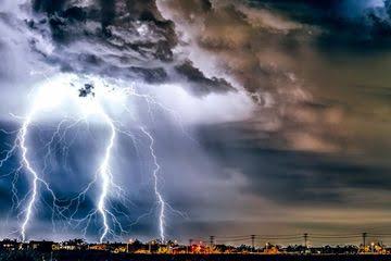 BMKG Prakirakan Empat Kabupaten di Kaltim Potensi Hujan Petir