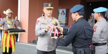 Pelepasan Air Pensucian Panji Polri Tribrata dari Polda kaltim ke Mabes Polri
