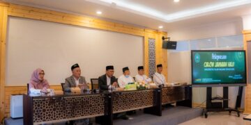 Rektor Unisma Lepas Keberangkatan 12 Calon Jamaah Haji