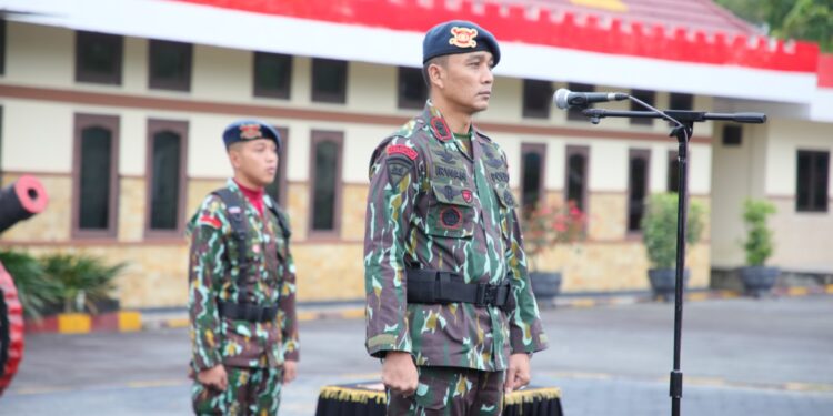 Maknai Hari Kesadaran Nasional, Brimob Polda Kaltim Gelar Upacara Bendera