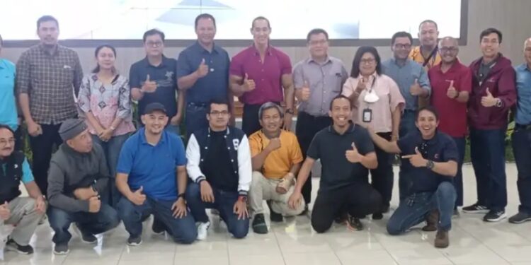 Tularkan Cara Hidup Sehat ke Warga Kutim, KPC Hadirkan Ade Rai