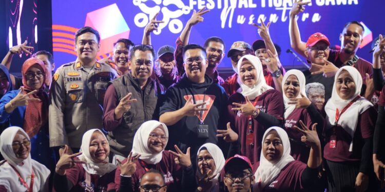 Semarak Festival Muara Jawa, Tahun Depan Masyarakat Minta Sheila On 7