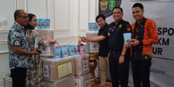 Pemkab Kutim dan Bea Cukai Sangatta Lepas Ekspor Perdana Henny Beauty ke Hongkong