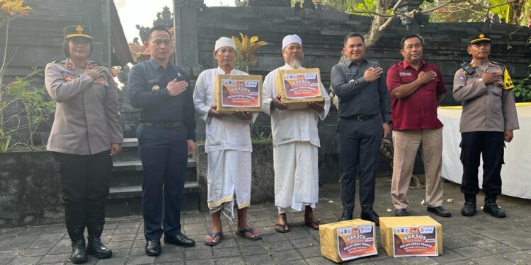 Wujud Kepedulian Terhadap Sesama, Sespimmen Angkatan 63 Adakan Giat Baksos di Bali