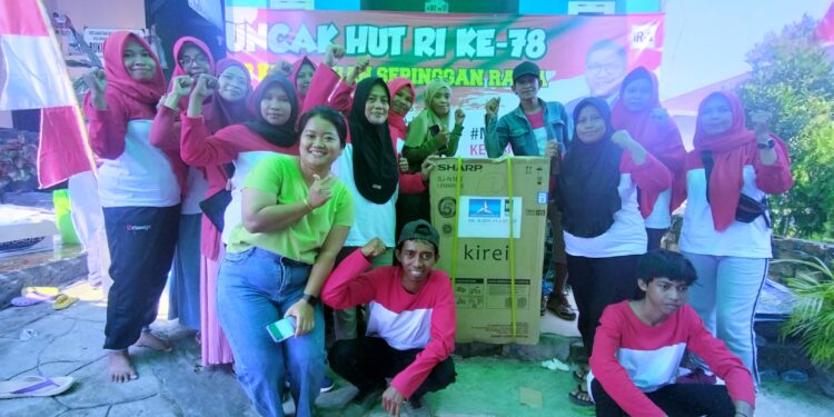 Jalan Sehat Puncak HUT RI Ke-78 di RT 02 Bertabur Hadiah, Nasruddin: Terima Kasih Haji Irwan!.