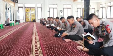 Bentuk Karakter Polisi Humanis, Brimob Polda Kaltim Laksanakan Binrohtal