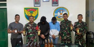 Satgas Pamtas RI-MLY Gagalkan Penyelundupan Miras dari Malaysia