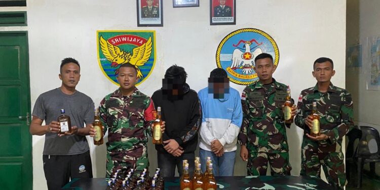 Satgas Pamtas RI-MLY Gagalkan Penyelundupan Miras dari Malaysia