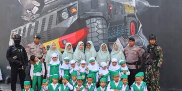 Kunjungan Belajar Murid TK Islam Jabal Ilmi Ke Mako Batalyon B Pelopor