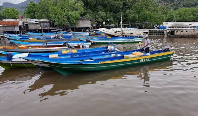 Nelayan di Kukar Diminta Beralih Gunakan Perahu Fiber