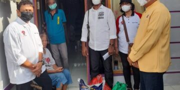 Wujud Kepedulian Warga Hindu di Balikpapan kepada Sesama