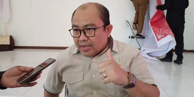 Novel Tyty Paembonan Mendorong Pemkab Kutim Lakukan Kerja Sama Pengembangan SDM Kesehatan 