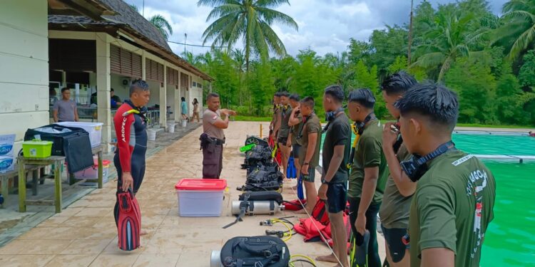 Optimalkan Kemampuan SAR Air, Batalyon A Pelopor Brimob Polda Kaltim Latih Selam Dasar Polri