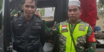 Babinsa dan Warga Sungai Tabuk Tangkap Pencuri Kabel Listrik