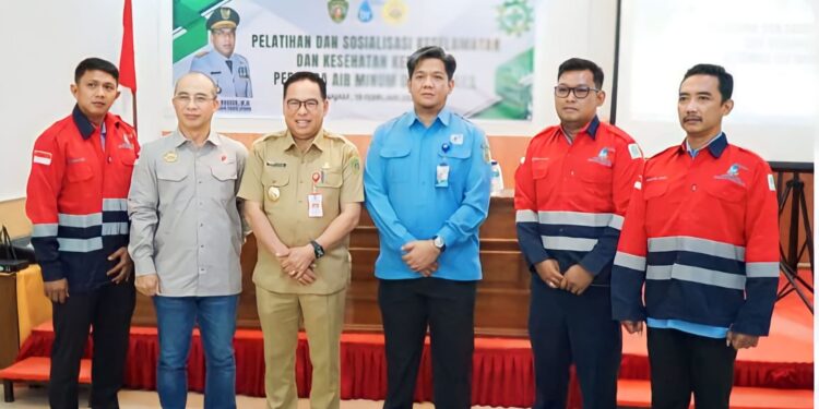 Petugas Pelayanan Perumda Danum Taka Siap Berikan Layanan Lebih Aman dan Profesional dengan Diklat K3