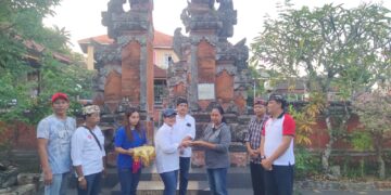 Wujud Solidaritas Umat Hindu Balikpapan, Bantu Korban Kebakaran di Sumber Rejo