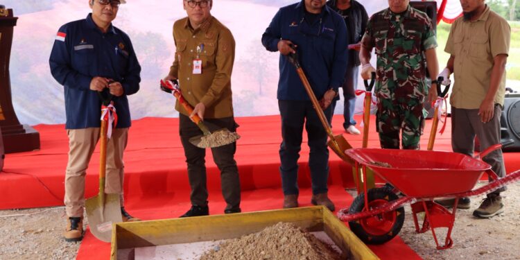 Pj. Bupati PPU Resmikan Proyek Gas PT. Indosino di Buluminung