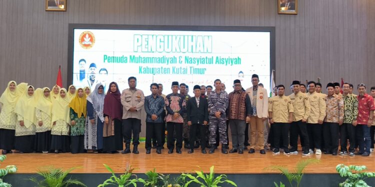 Pengukuhan Pemuda Muhammadiyah dan Nasyiatul Aisyiyah Kutim, Merajut Semangat Kepemimpinan Baru