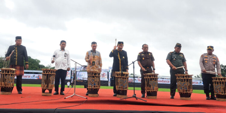 Kukar Festival Budaya Nusantara 2024 Dibuka Meriah, Ribuan Warga Antusias