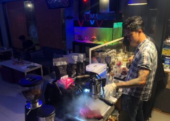 Royal Kafe Kini Tampil Beda, Manjakan Pengunjung dengan Konsep Cafe & Bar