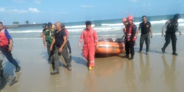 Aksi Cepat Batalyon A Brimob Kaltim, Pencarian Remaja Tenggelam di Pantai Monpera Balikpapan