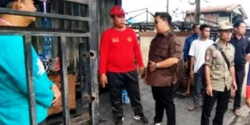 Rendi Solihin Sigap Bantu Korban Kebakaran di Tenggarong