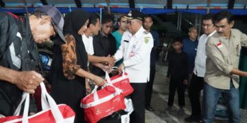 Pj Bupati PPU Respon Cepat, Salurkan Bantuan untuk Korban Kebakaran Pasar Petung