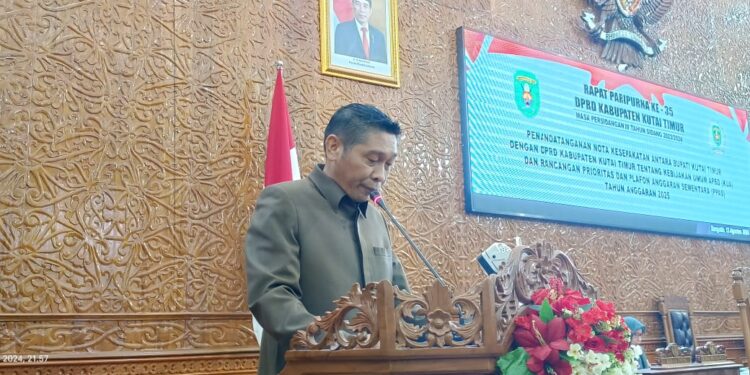 Gubernur Kaltim Resmi Berhentikan 40 Anggota DPRD Kutim, Ini Daftar Lengkapnya….