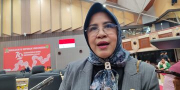 Syarifatul Sa’diah Ajak Masyarakat Jaga Wisata Pemandian Air Panas Pemapak