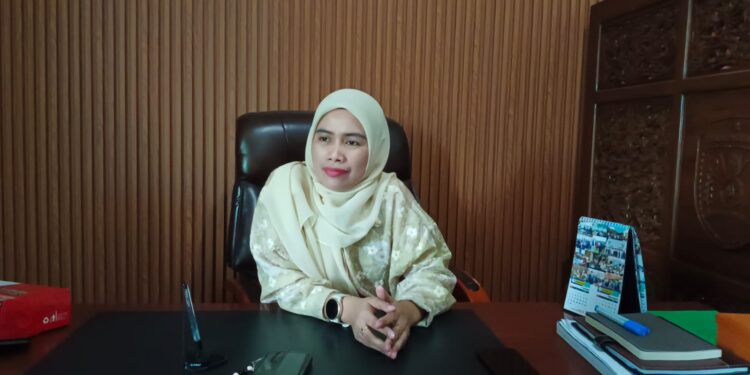 Hj. Uci Komitmen Perjuangkan Kebutuhan Pendidikan di Dapil I Kutim