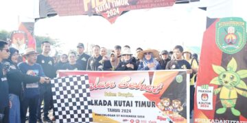 KPU Kutim Gelar Jalan Sehat Sambut Pilkada 2024