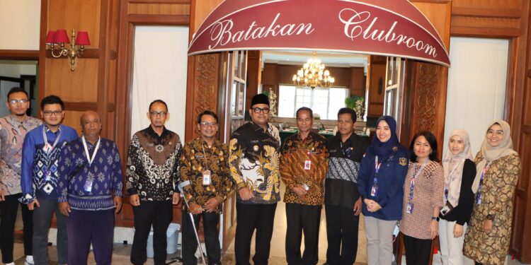 Pj Bupati PPU Pantau Langsung Pelaksanaan SKD CPNS 2024 di Balikpapan