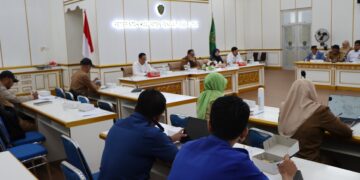 Pj Bupati PPU Zainal Arifin Membuka Sosialiasasi Evaluasi Penyelenggaraan Statistik Sektoral