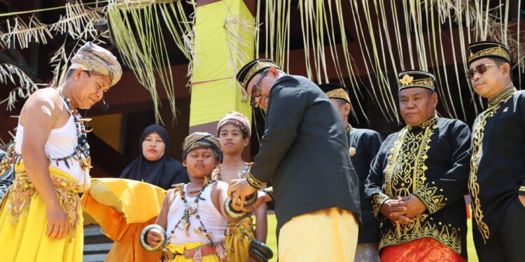Ini Pesan Pj Bupati PPU saat Membuma Festival Belian Adat Paser Nondoi Tahun 2024!!.