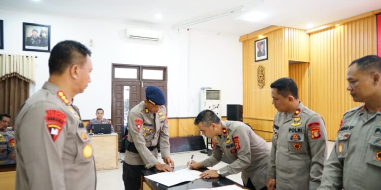 Satbrimob Polda Kaltim Gelar Sosialisasi DIPA dan Penandatanganan Pakta Integritas Tahun Anggaran 2025