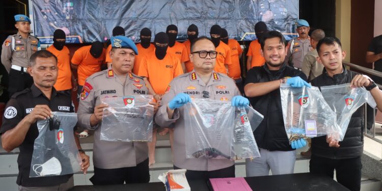 Polresta Samarinda Ungkap Jaringan Pembunuhan Terencana, 10 Pelaku Dibekuk dalam Empat Hari