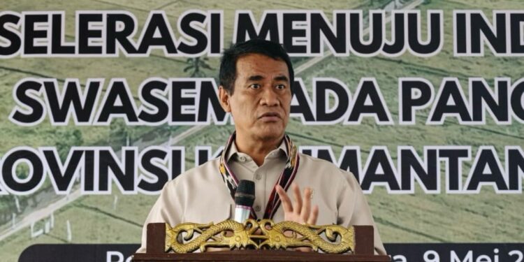 Mentan Amran Targetkan PPU Swasembada Pangan 2026