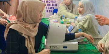 RSUD Putri Aji Batung Tampilkan Alat Tensi Robotik di Stand Pameran Teknologi Tepat Guna Tingkat Provinsi