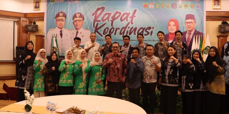 Diskominfo PPU Ikuti Rakor “Internet Desa Gratis” Demi Kemajuan Digital Daerah