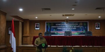 Bupati Mudyat Noor Buka Konferensi PGRI Kabupaten PPU Tahun 2025