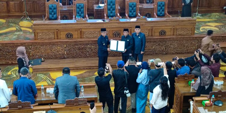 KUA–PPAS 2026 Resmi Disepakati, Pemkab & DPRD Kutim Tancap Gas Menuju Finalisasi APBD